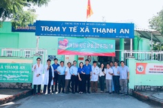 ĐOÀN THANH NIÊN BỆNH VIỆN NHÂN ÁI TIẾP TỤC HƯỚNG VỀ NGƯỜI DÂN XÃ ĐẢO THẠNH AN NĂM 2025
