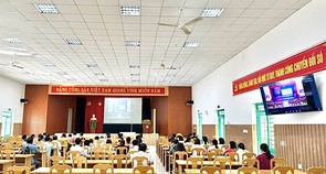BỆNH VIỆN NHÂN ÁI THAM DỰ HỘI NGHỊ TRỰC TUYẾN “HỘI NGHỊ NGHIÊN CỨU, HỌC TẬP, QUÁN TRIỆT VÀ TRIỂN KHAI THỰC HIỆN NGHỊ QUYẾT SỐ 09-NQ/TW CỦA BỘ CHÍNH TRỊ VỀ XÂY DỰNG VÀ PHÁT TRIỂN THÀNH PHỐ HỒ CHÍ MINH TRONG KỶ NGUYÊN MỚI”